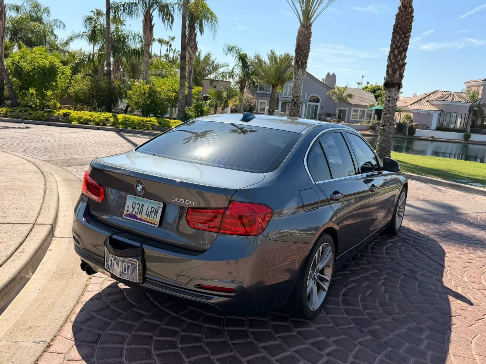 Used 2017 BMW 330i Sedan RWD image 18