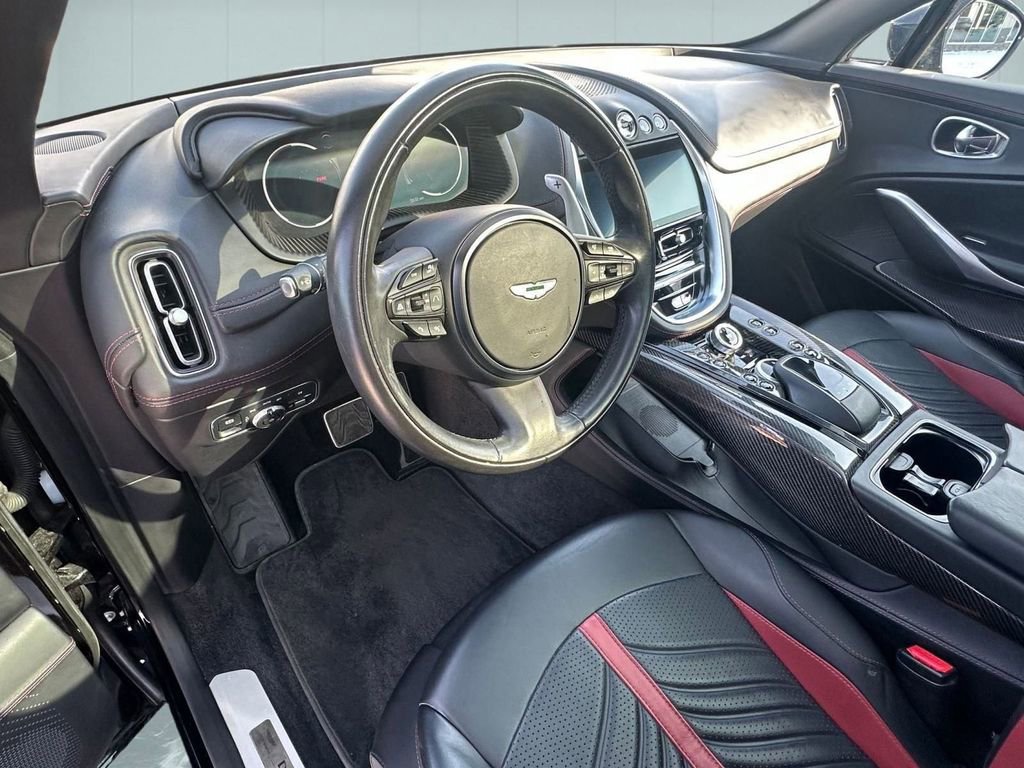 Used 2023 Aston Martin DBX 707 image 4
