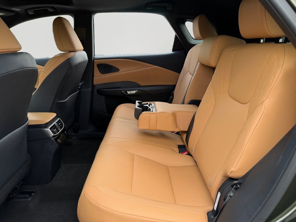 Used 2025 Lexus RX 350 Premium w/ Kick Sensor & Tow Package image 11