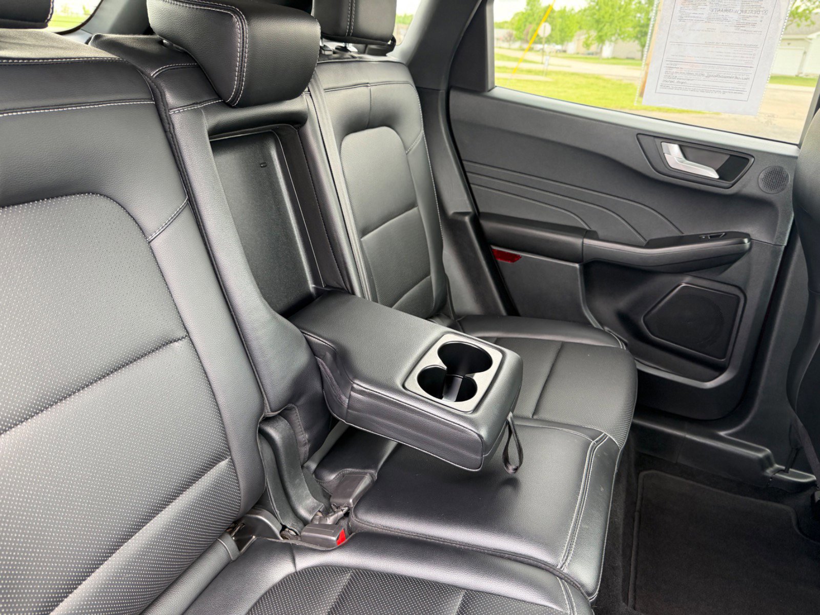 Used 2022 Ford Escape SEL w/ Technology Package FWD image 22