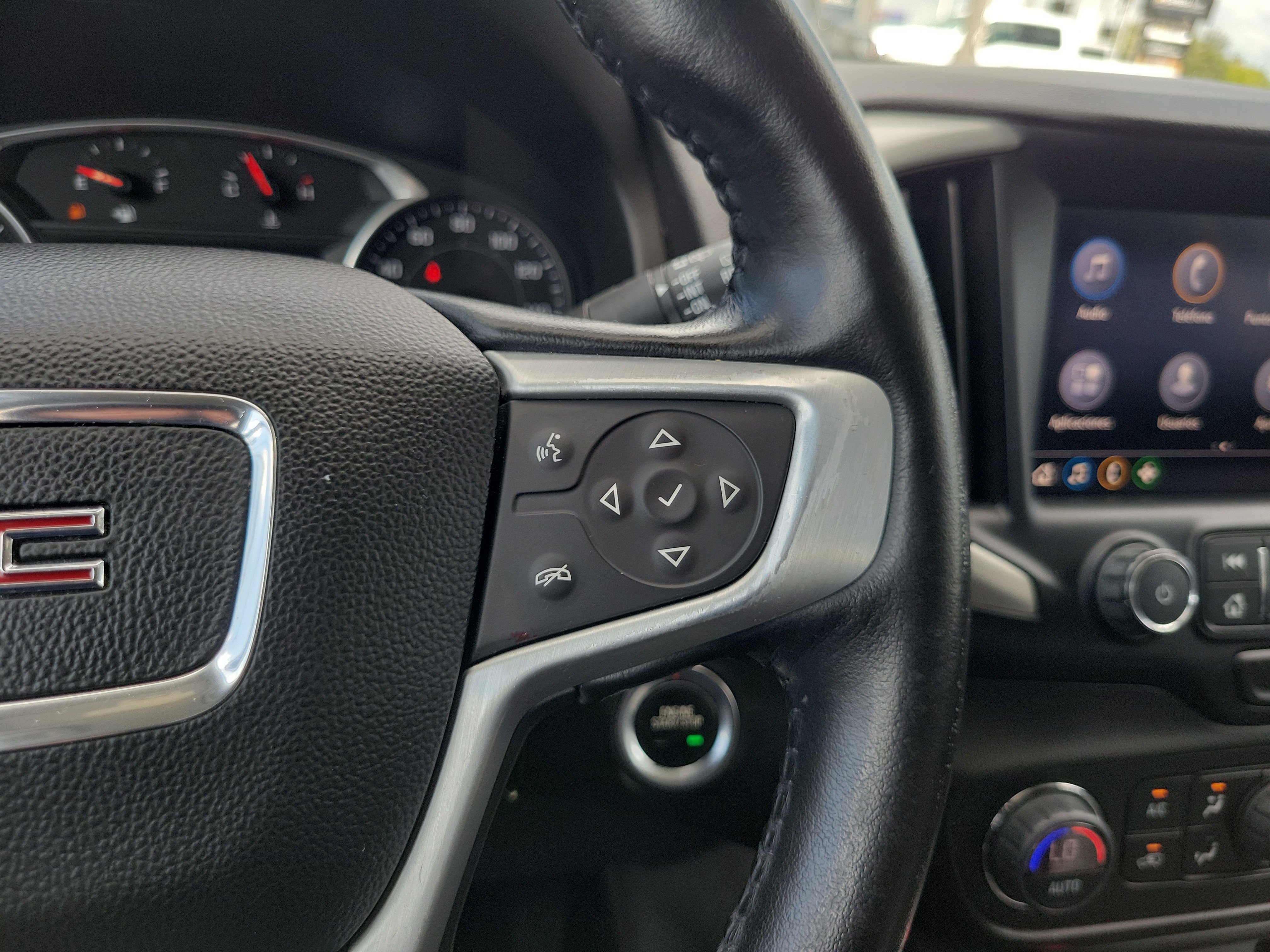 Used 2020 GMC Terrain SLT w/ Preferred Package AWD/4WD image 21