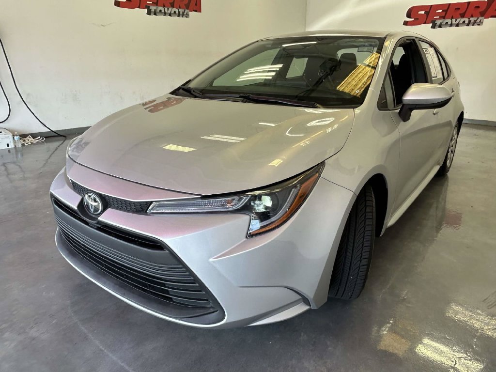 Certified 2025 Toyota Corolla LE FWD image 7