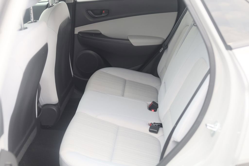 Used 2023 Hyundai Kona SEL image 24
