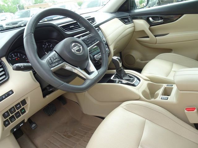 Used 2017 Nissan Rogue SL w/ SL Premium Package AWD/4WD image 13