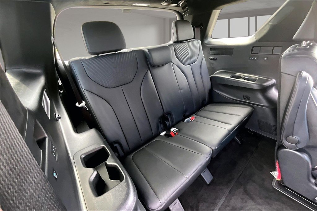 Used 2024 Hyundai Palisade Calligraphy FWD image 25