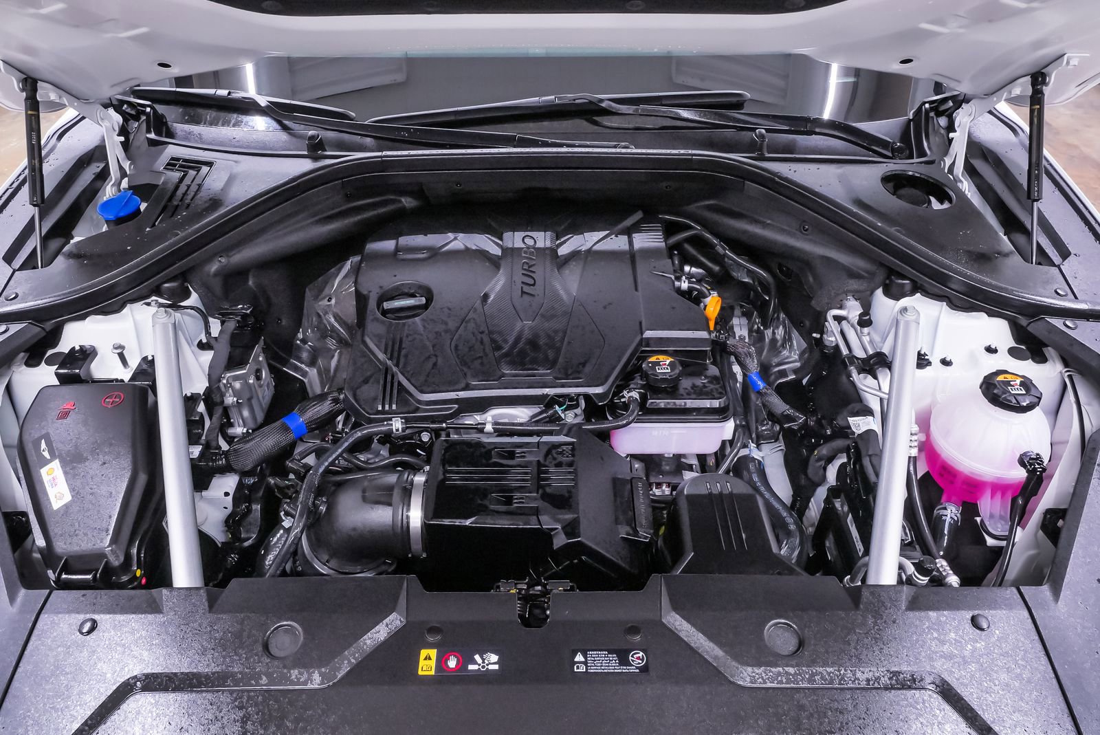 Certified 2026 Genesis GV70 2.5T Advanced image 22