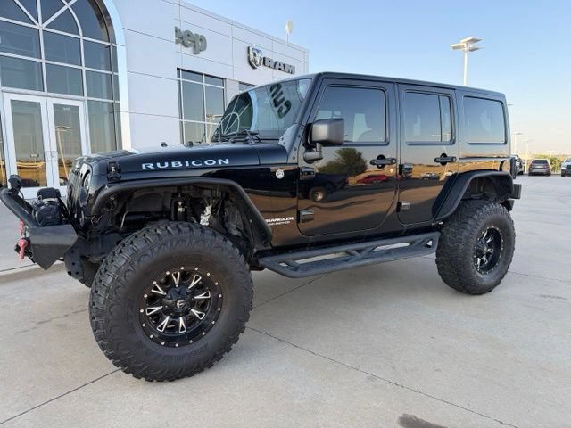 Used 2015 Jeep Wrangler Unlimited Rubicon w/ Connectivity Group