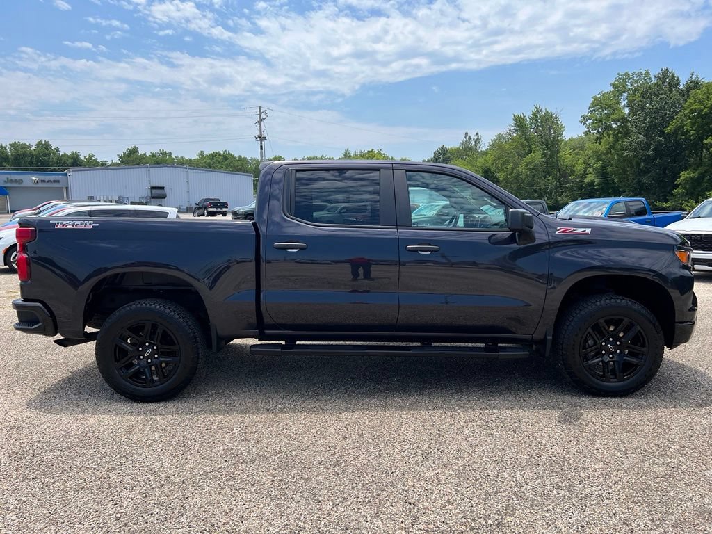 Used 2023 Chevrolet Silverado 1500 Custom Trail Boss AWD/4WD image 8