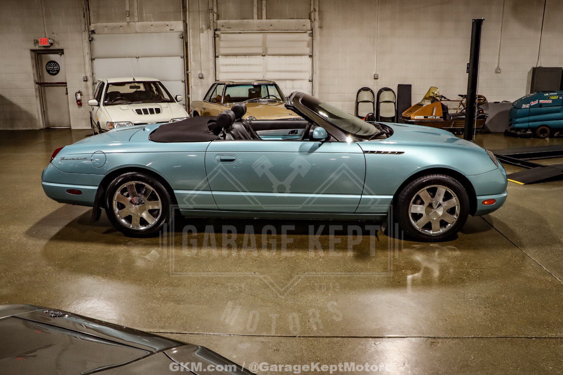 Used 2002 Ford Thunderbird RWD image 83