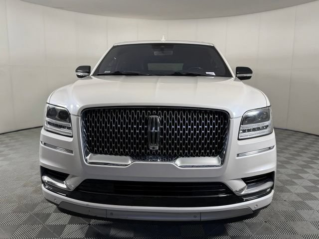 Used 2018 Lincoln Navigator L Reserve w/ Technology Package AWD/4WD image 9