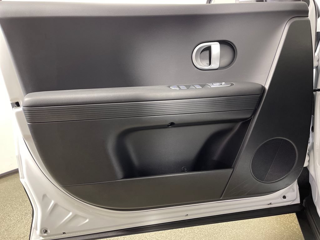 Certified 2024 Hyundai Ioniq 5 SEL RWD image 19