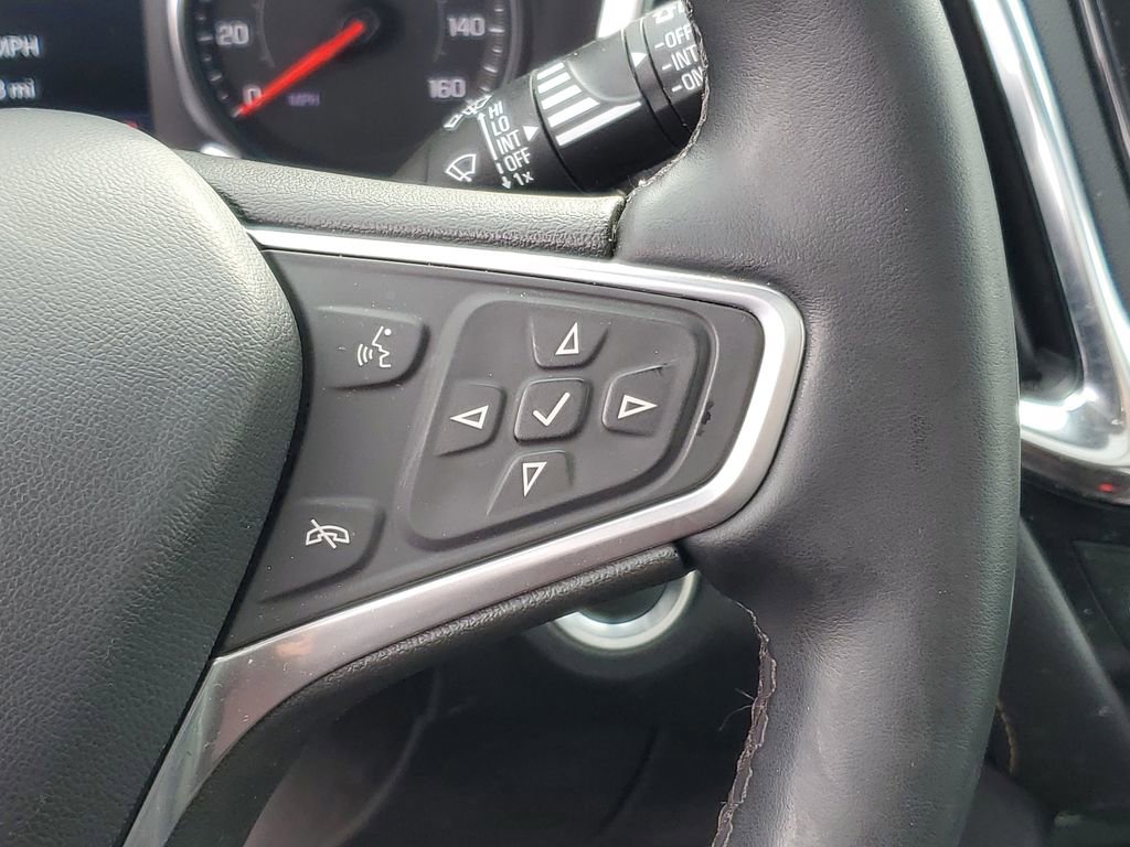 Used 2023 Chevrolet Equinox Premier image 16