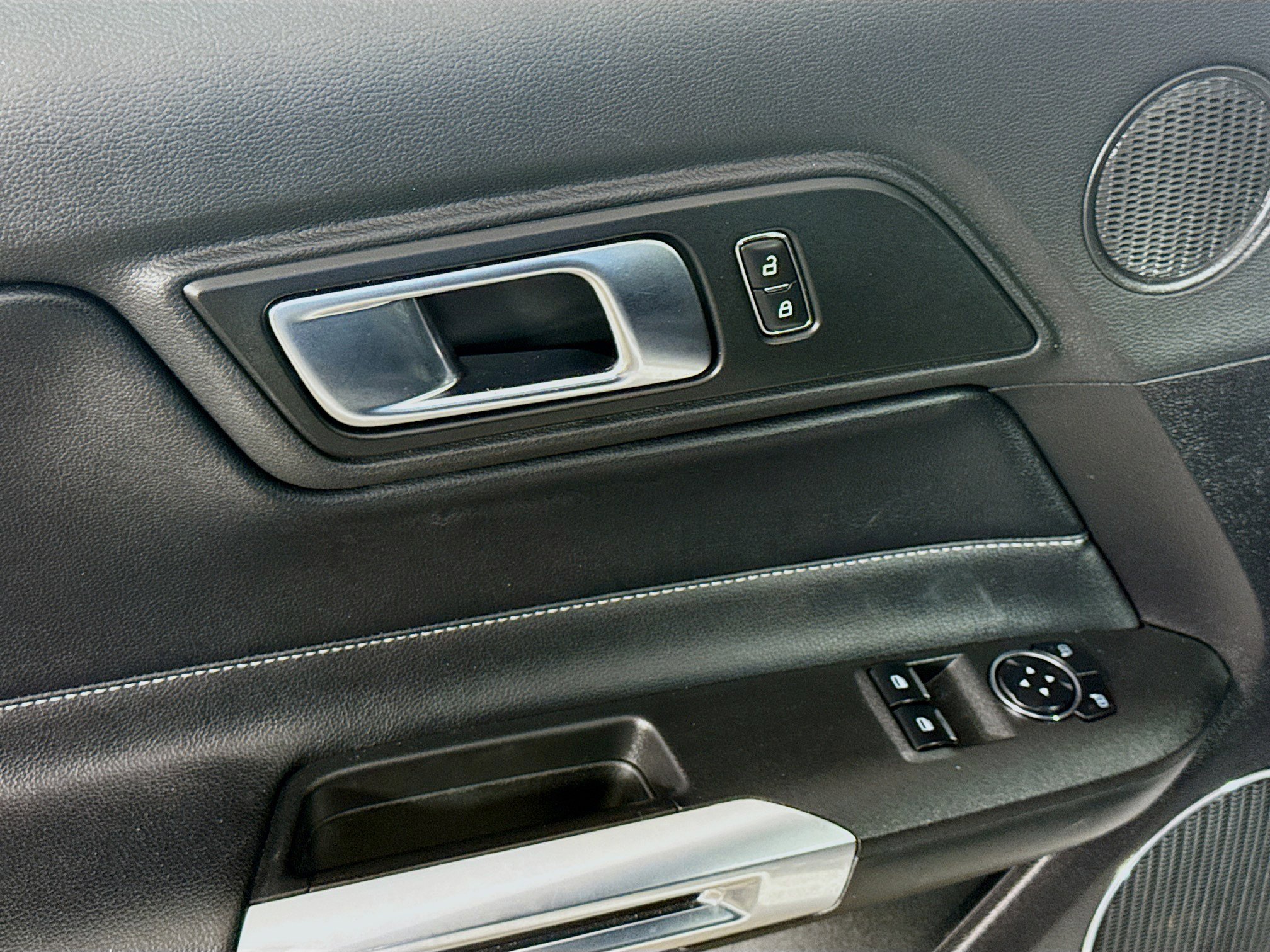 Used 2023 Ford Mustang Premium image 24