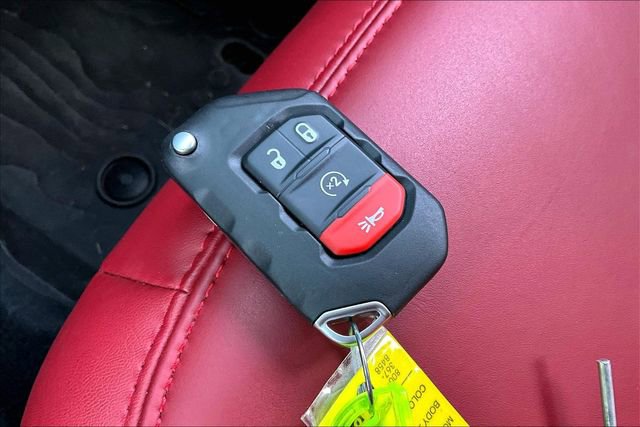 Used 2024 Jeep Wrangler Unlimited Rubicon 392 image 36