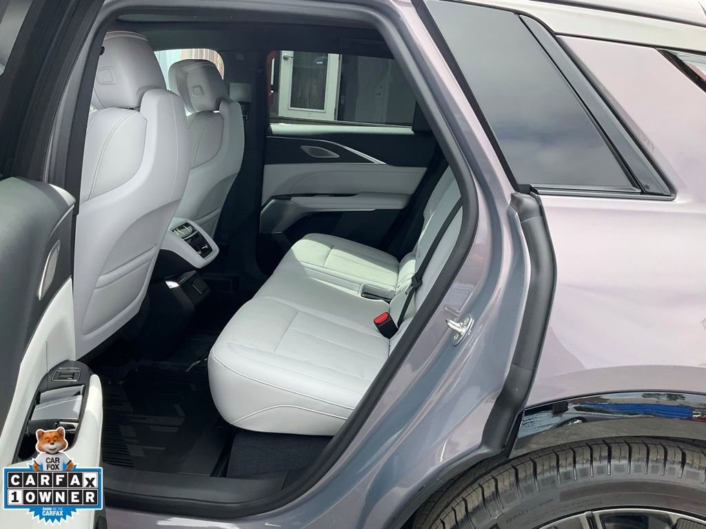 Used 2024 Cadillac Lyriq Sport AWD/4WD image 26