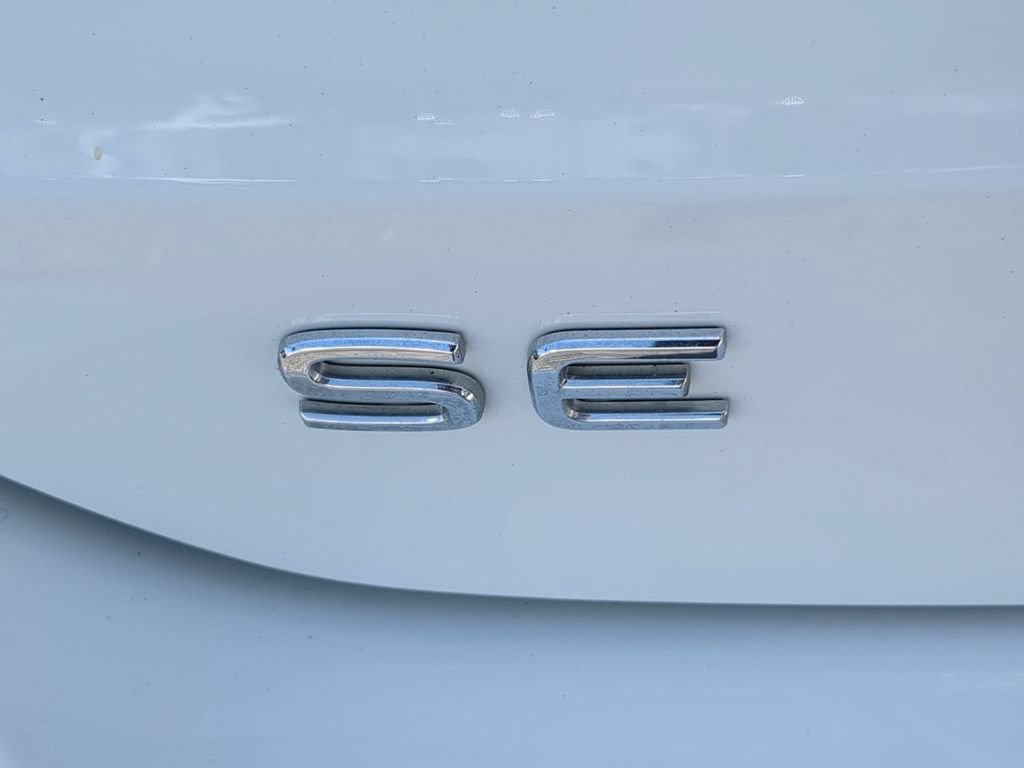 Certified 2022 Volkswagen Taos SE FWD image 10