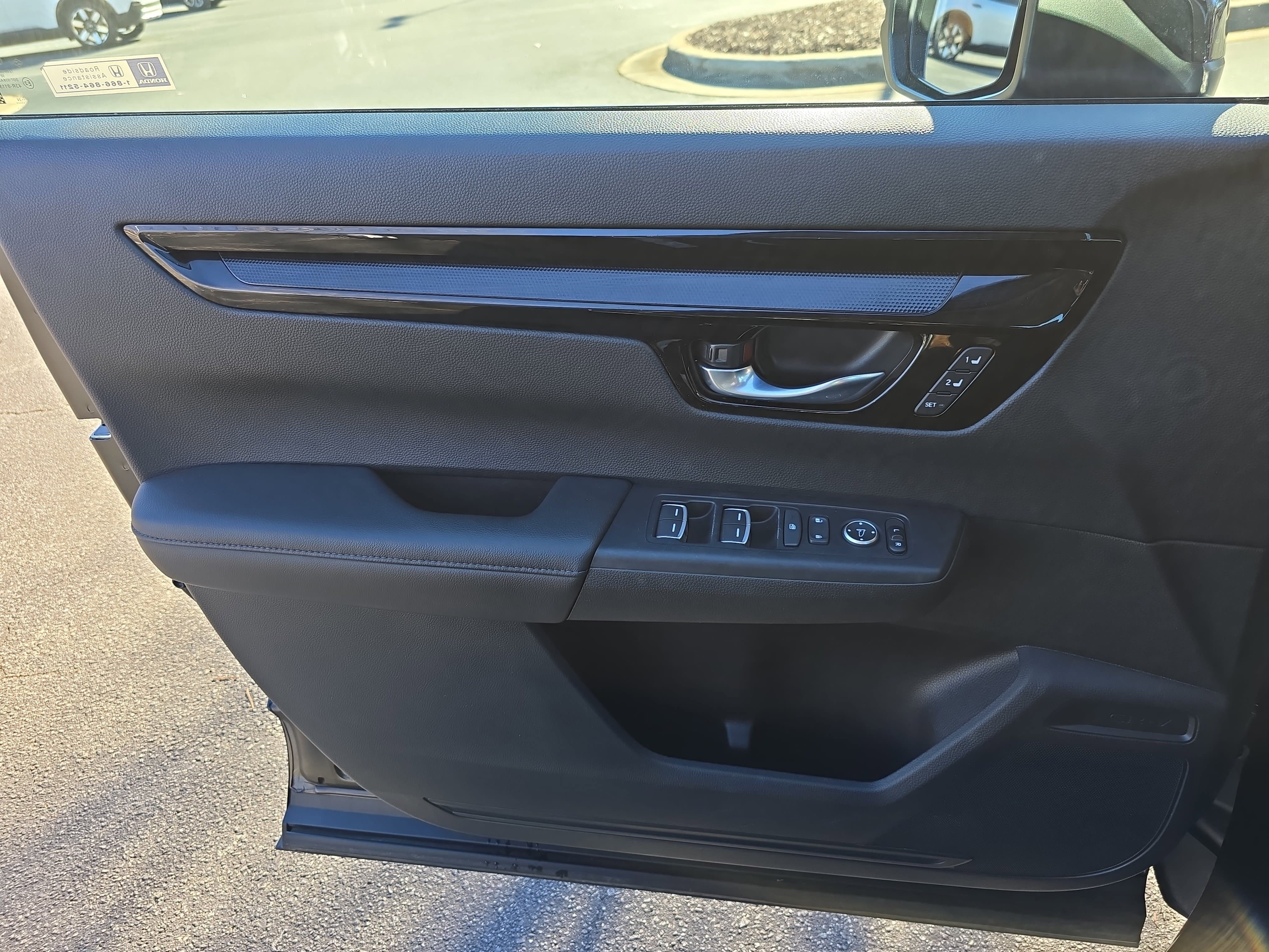 Used 2025 Honda CR-V EX-L image 27