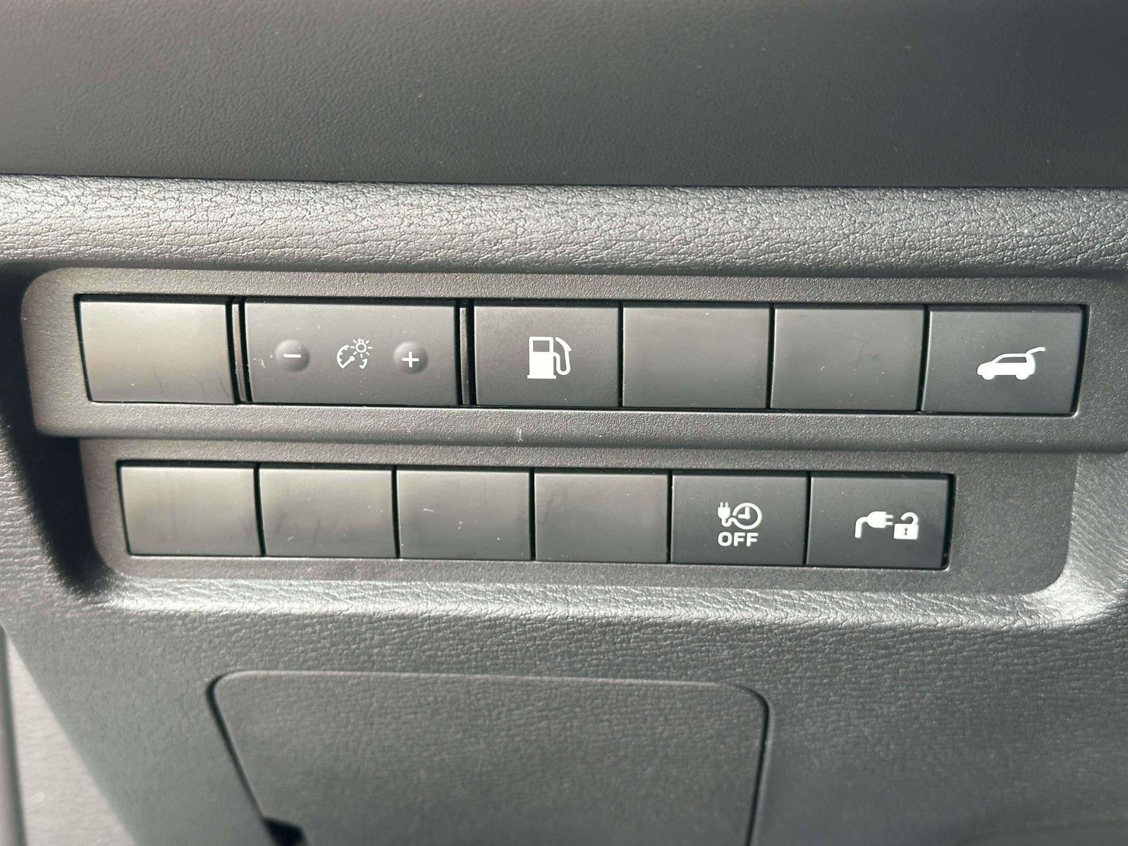 Used 2024 Mitsubishi Outlander Ralliart AWD/4WD image 14