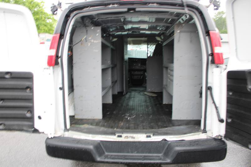 Used 2020 Chevrolet Express 2500 w/ Communications Package RWD image 12