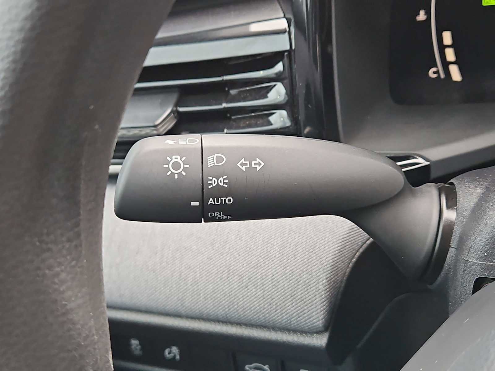 Used 2025 Toyota Camry LE image 41