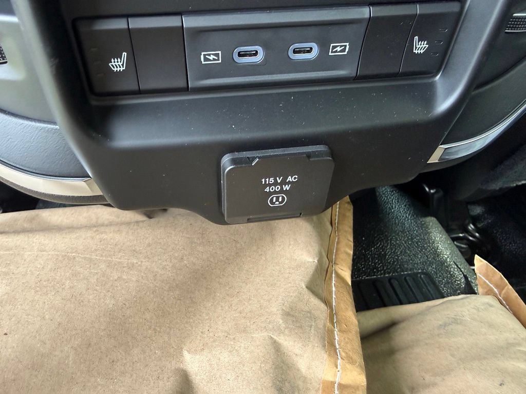 New 2026 RAM 5500 4x4 Crew Cab w/ Laramie Trim Package image 48