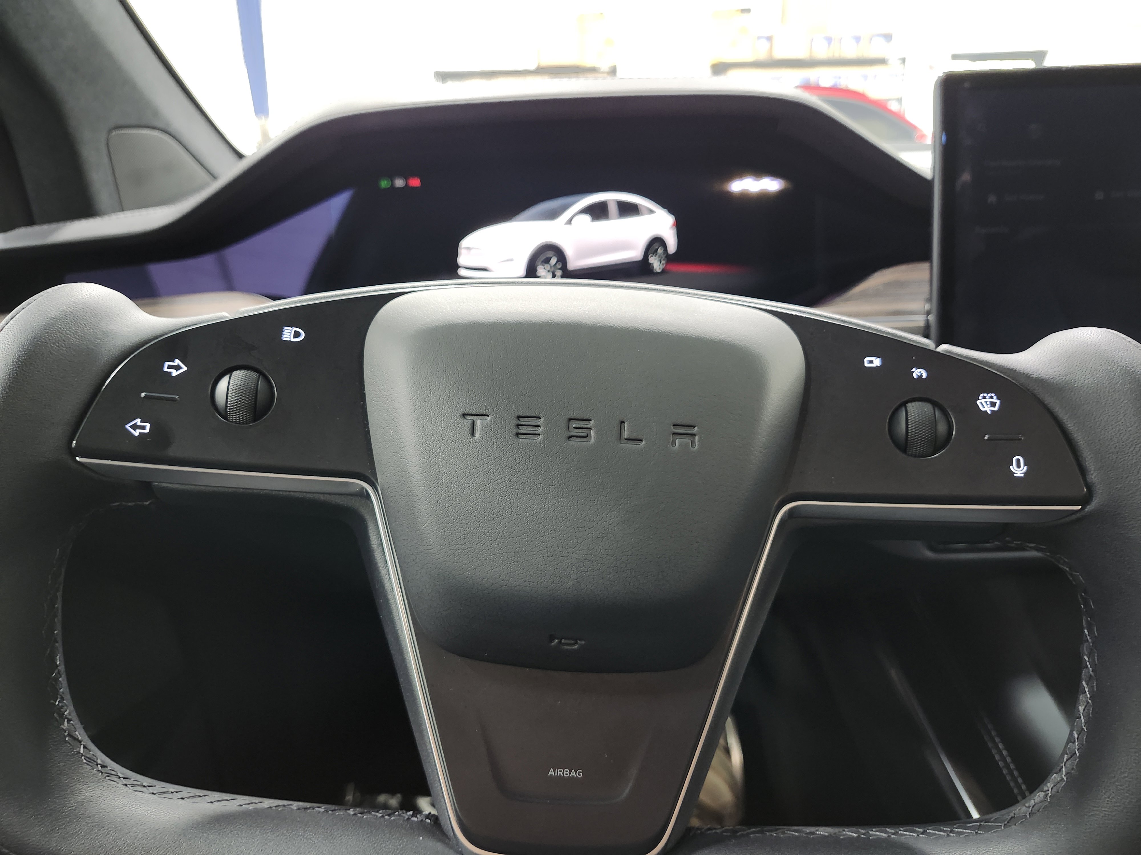 Used 2023 Tesla Model X AWD/4WD image 28