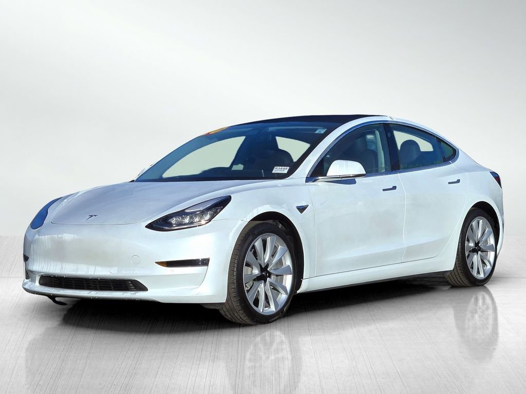 Used 2020 Tesla Model 3 Standard Range Plus image 8