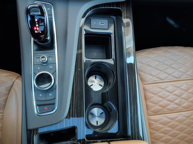 Certified 2023 Cadillac Escalade Premium Luxury image 11