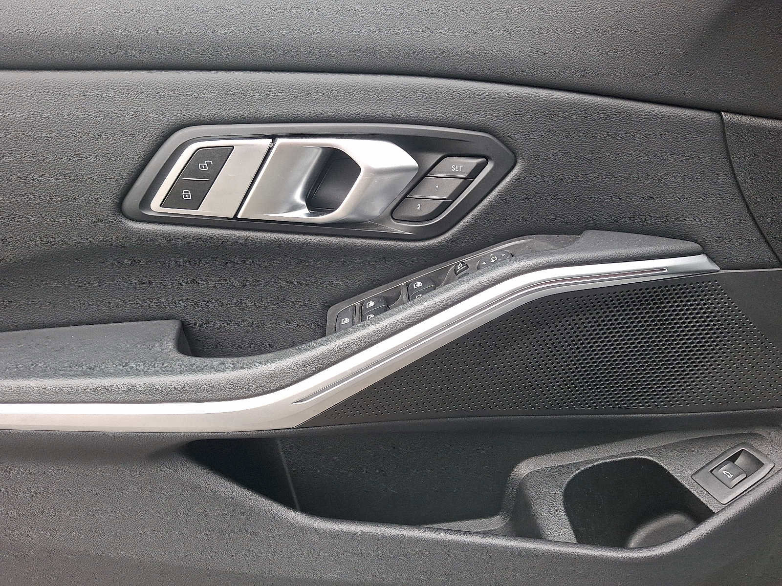 Certified 2023 BMW 330i xDrive Sedan w/ Driving Assistance Package image 12