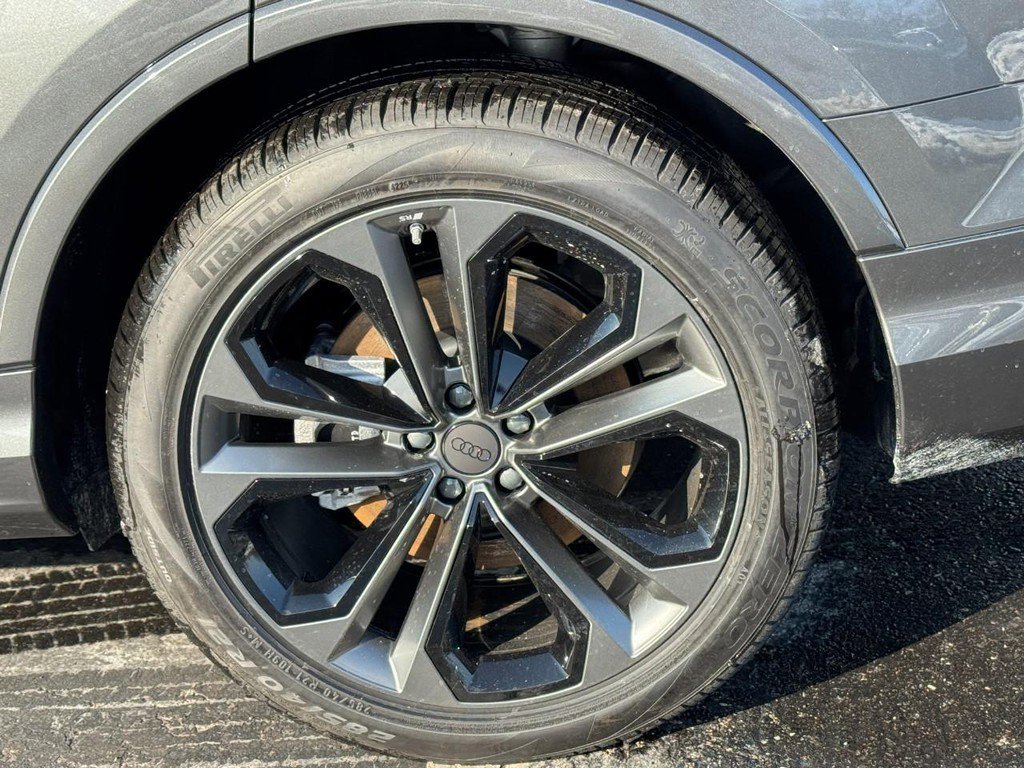 New 2026 Audi Q7 3.0T Premium Plus image 4