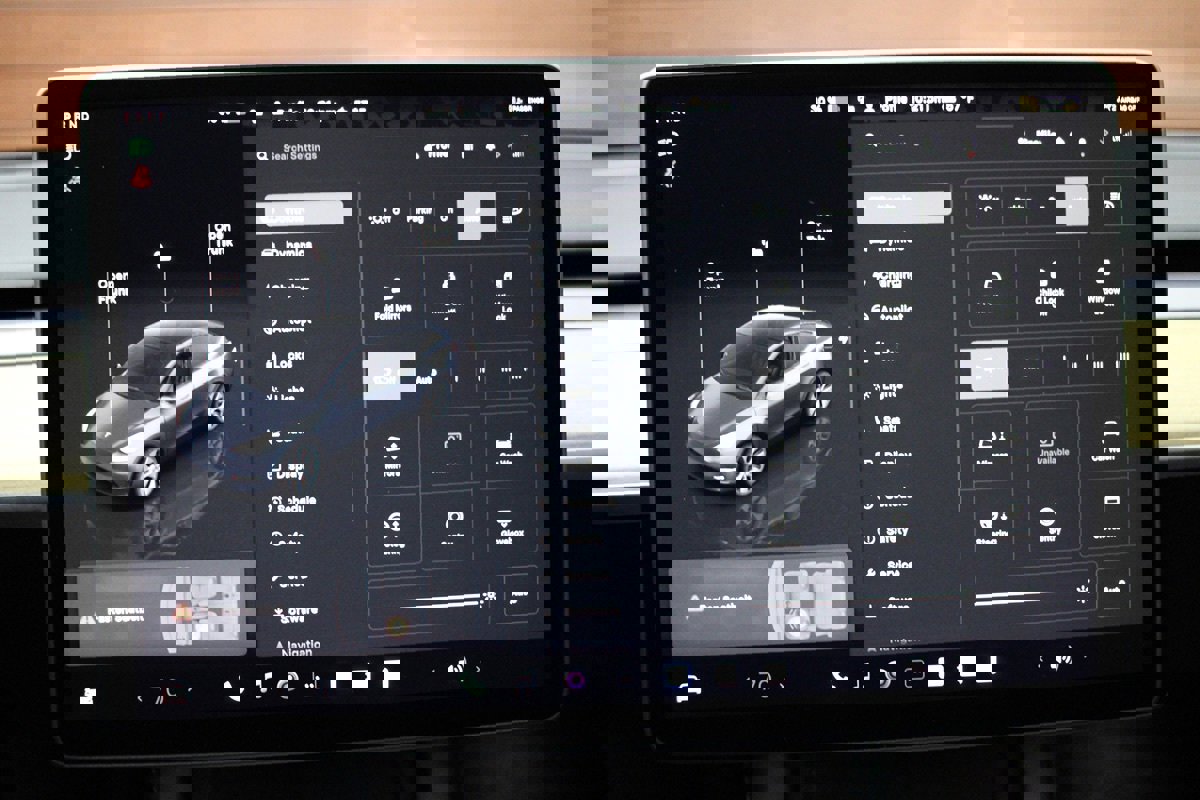 Used 2023 Tesla Model Y Long Range image 31