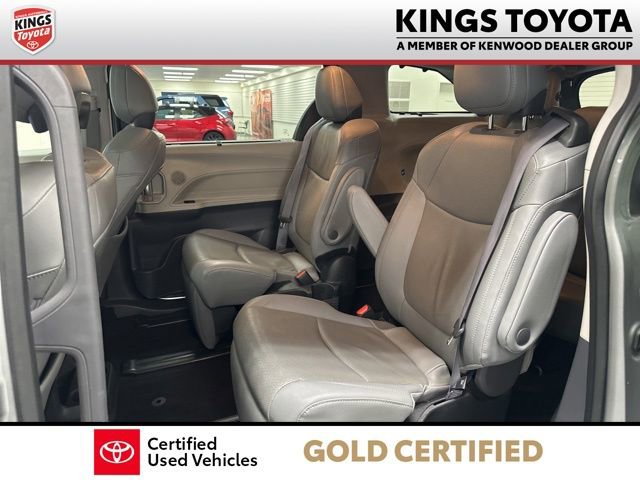 Certified 2023 Toyota Sienna Limited AWD/4WD image 19