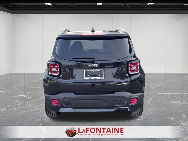 Used 2015 Jeep Renegade Limited image 4