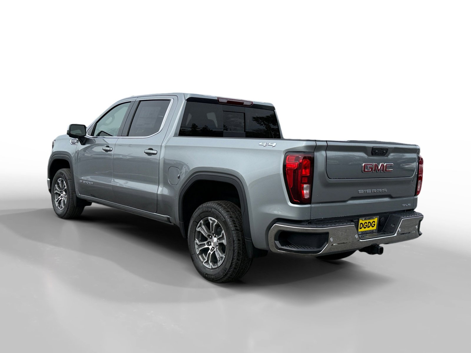 New 2026 GMC Sierra 1500 SLE w/ Preferred Package image 3