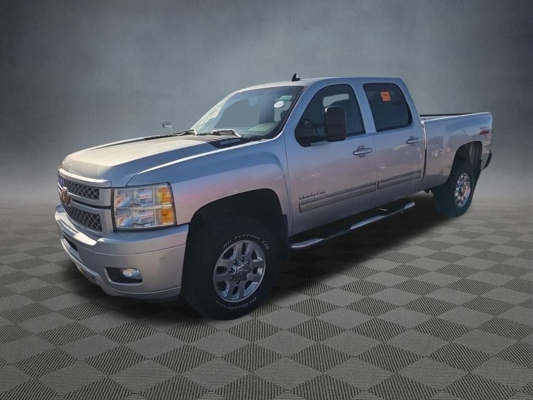 Used 2014 Chevrolet Silverado 3500 LT w/ Interior Plus Package AWD/4WD image 5