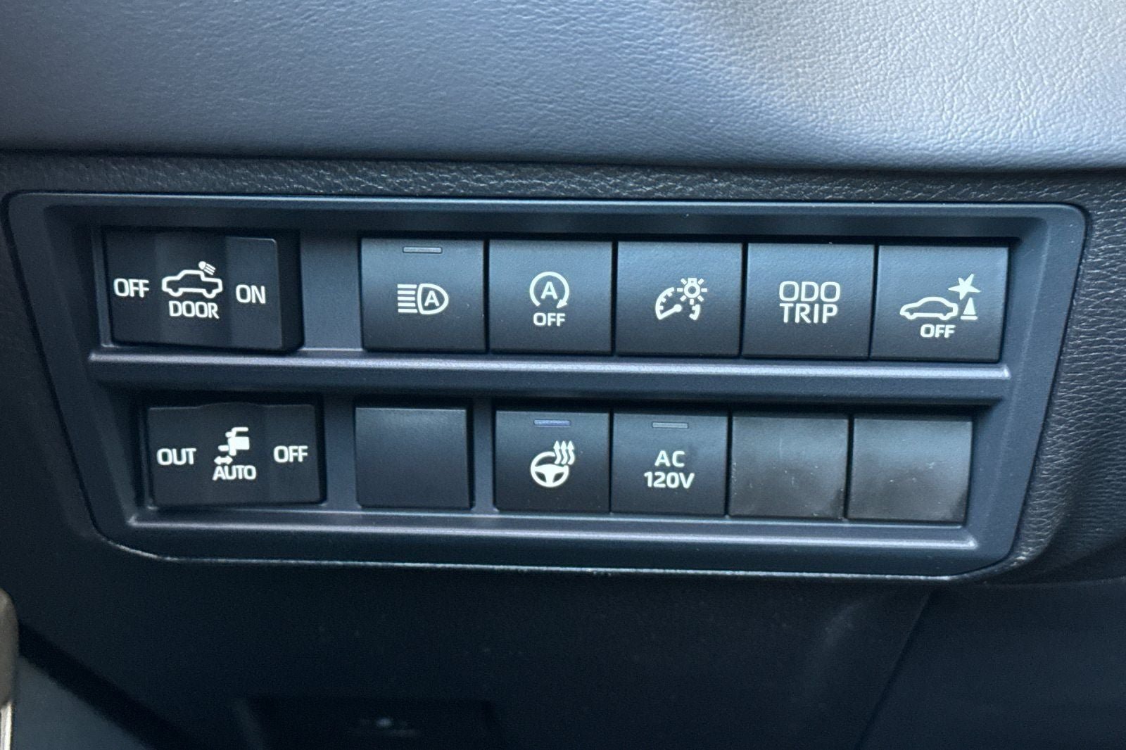 New 2026 Toyota Tundra Platinum AWD/4WD image 30