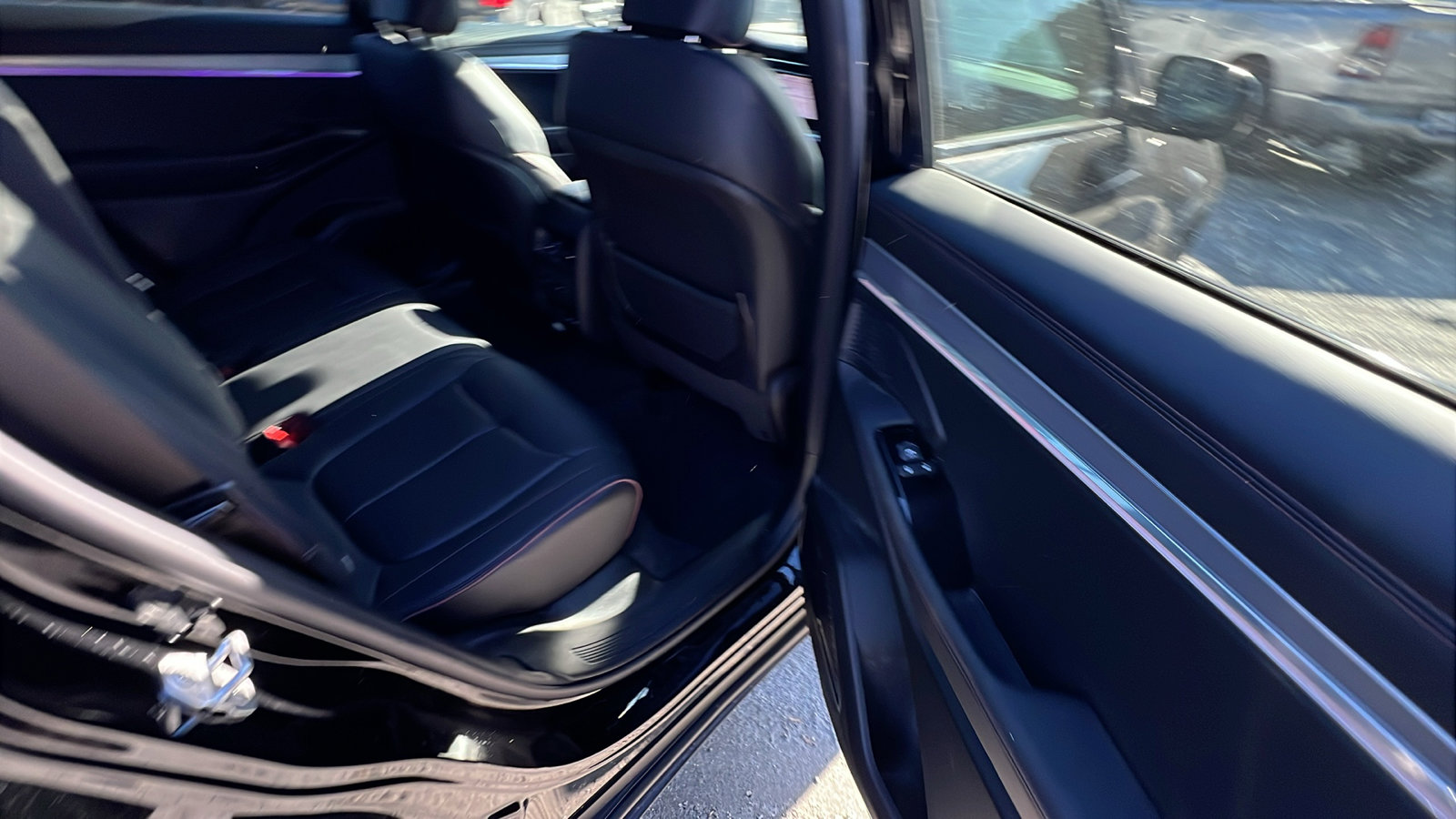 Used 2024 Jeep Wagoneer Launch Edition image 23