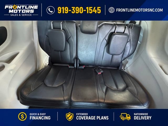 Used 2022 Chrysler Pacifica Touring-L FWD image 21