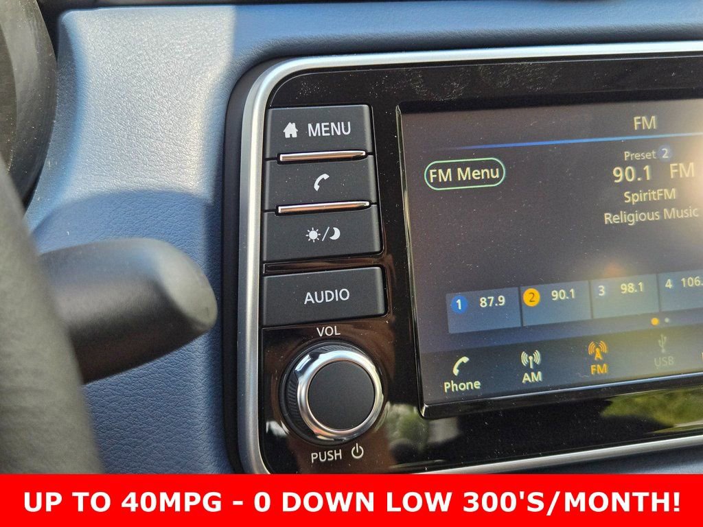 New 2025 Nissan Versa SV w/ Trunk Package FWD image 20