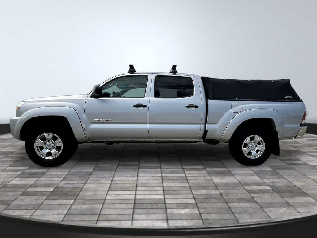 Used 2011 Toyota Tacoma 4x4 Double Cab w/ SR5 Pkg #2 image 4