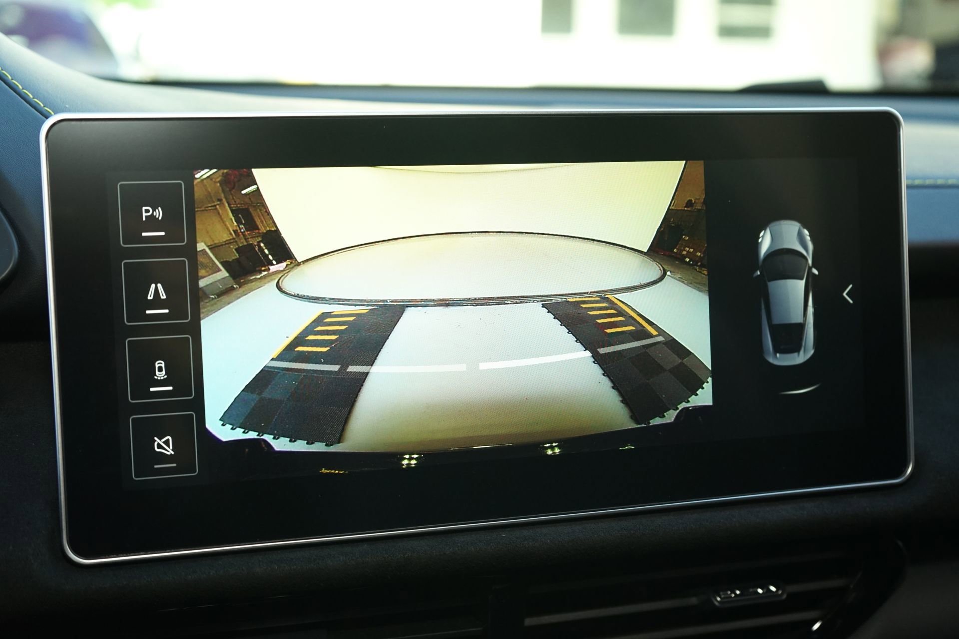 Used 2024 Lotus Emira First Edition image 17