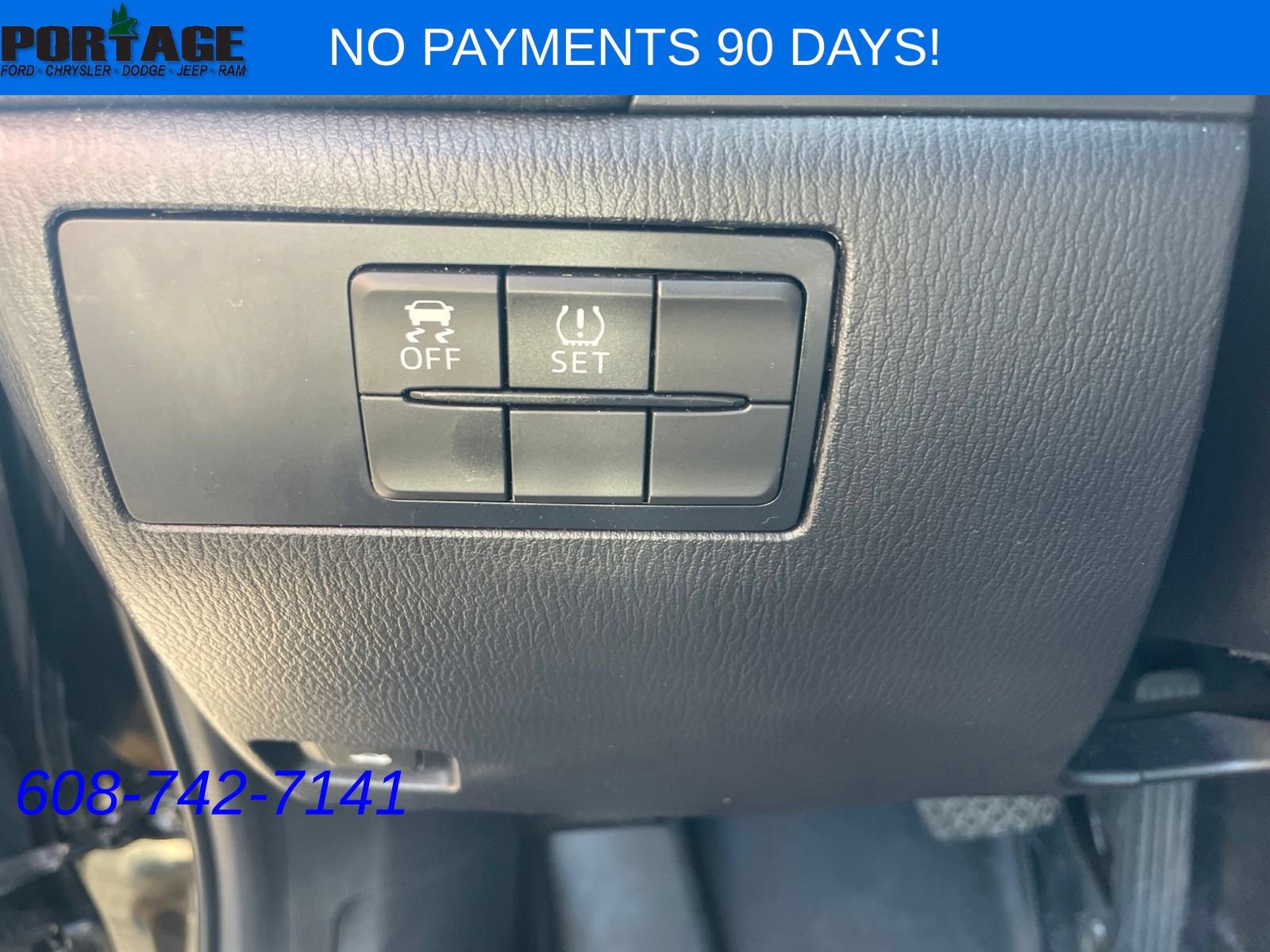 Used 2016 MAZDA MAZDA3 i Sport FWD image 14