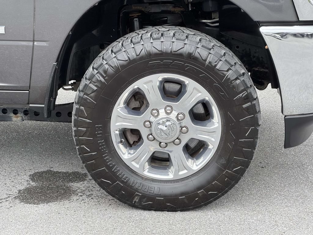 Used 2022 RAM 3500 Big Horn w/ Level C Equiment Group AWD/4WD image 10