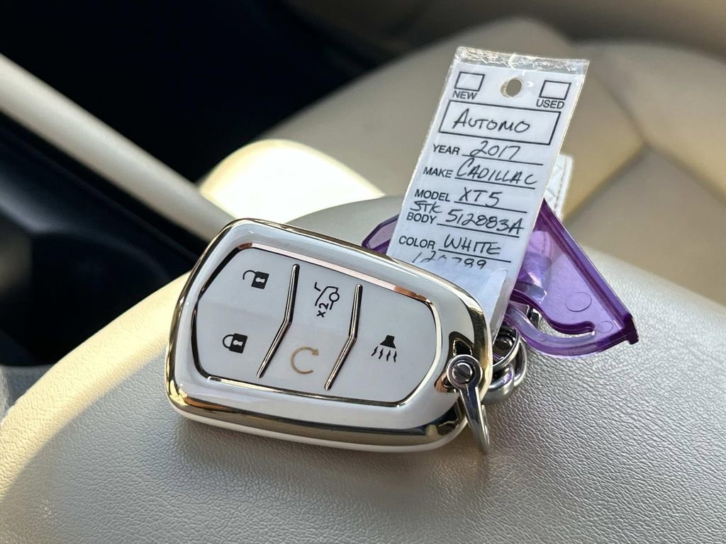 Used 2017 Cadillac XT5 Premium Luxury image 33