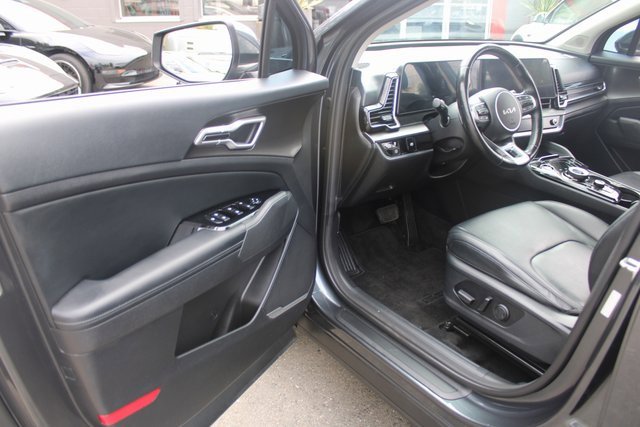 Used 2023 Kia Sportage EX image 15
