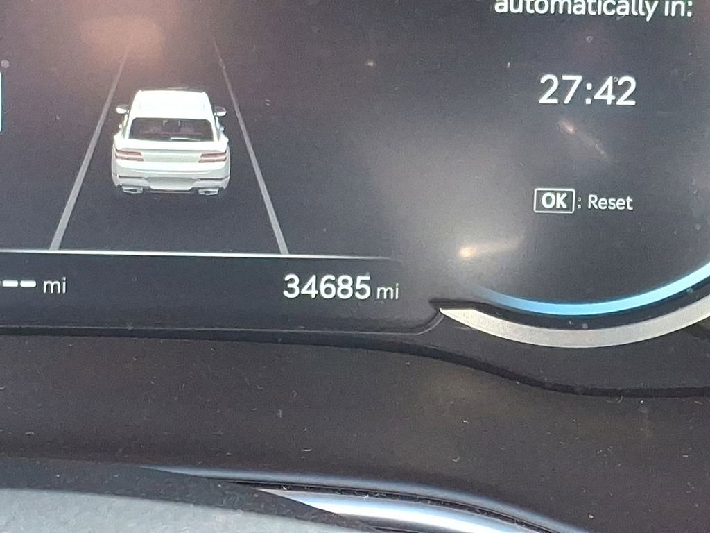 Used 2023 Genesis GV80 2.5T w/ Advanced Package image 13