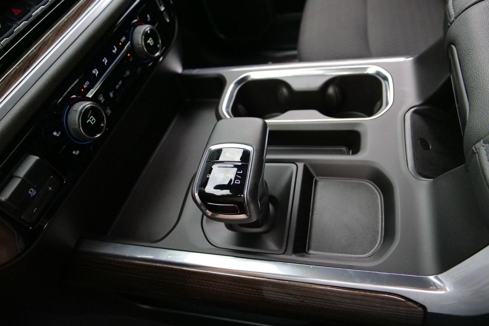 Used 2025 Chevrolet Silverado 1500 RST image 19