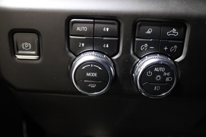 Used 2023 GMC Sierra 1500 Denali Ultimate image 41