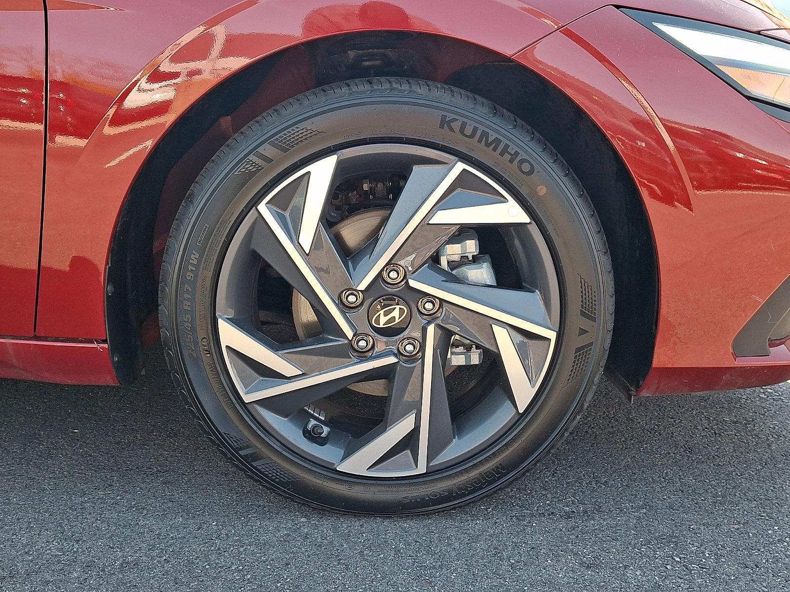 Certified 2025 Hyundai Elantra Sport FWD image 8