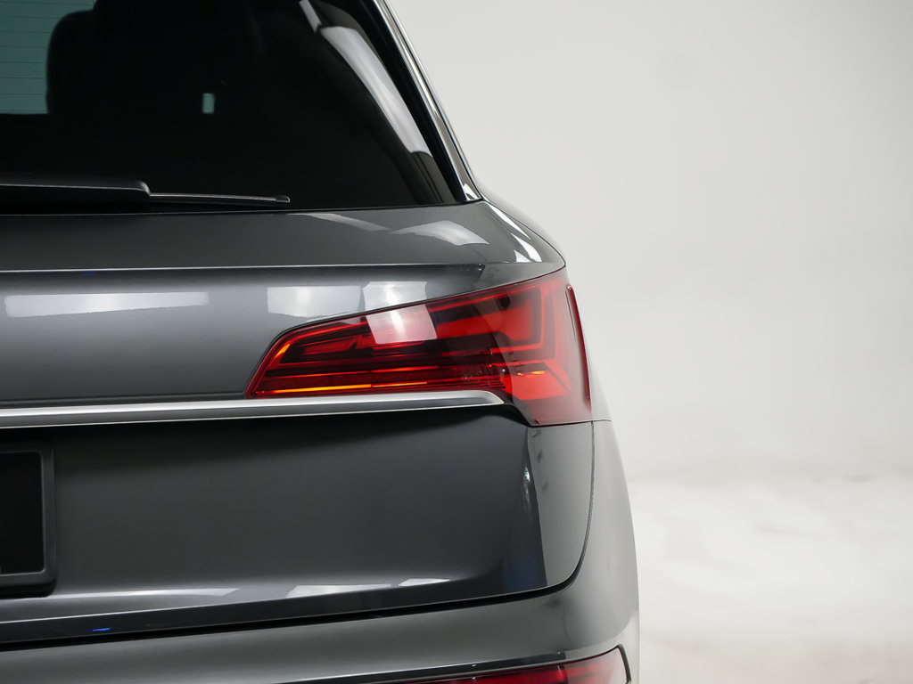 Used 2021 Audi SQ5 Premium Plus w/ Premium Plus Package AWD/4WD image 12